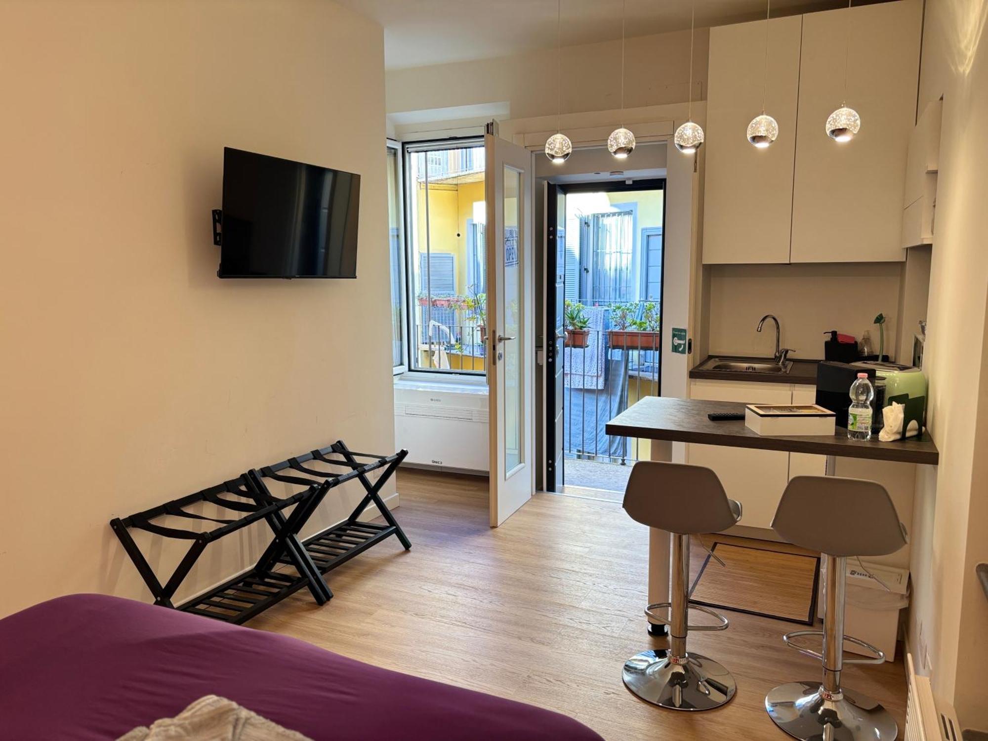 La Vecchia Milano-Les Nubles Vannucci - Il Ballatoio E Il Cortile Ngoại thất bức ảnh